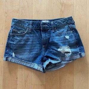 Paige distressed jean shorts ✨